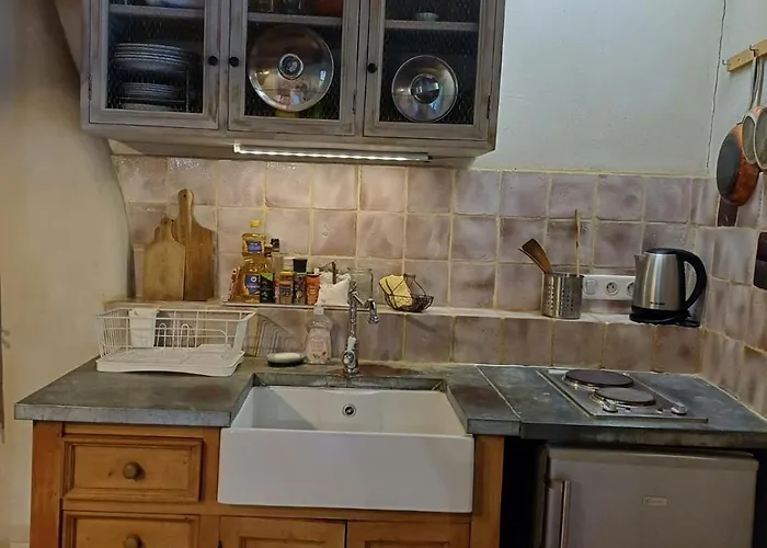 Charmante Maisonnette Au Mas Du Sauvage