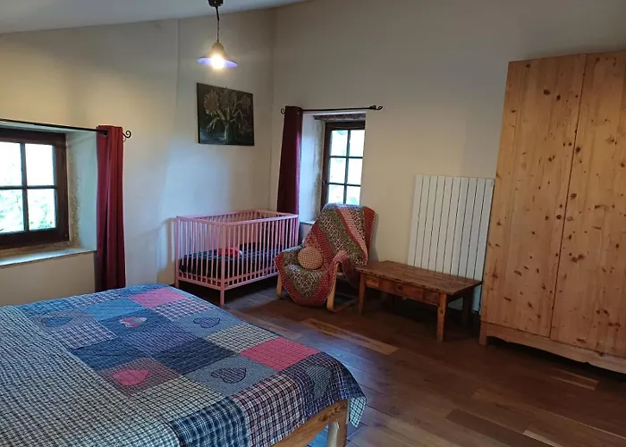 Charmante Maisonnette Au Mas Du Sauvage Guest house Saint-Laurent-des-Arbres